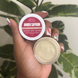 Amber Safran Whiped Body Butter: Natürliche Feuchtigkeitscreme für trockene Haut