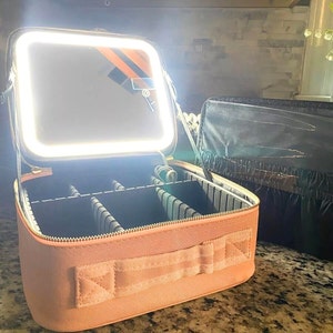 LED Mirror Makeup Case: Waterproof Travel Cosmetic Organizer, Pink