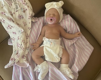 Muñeca bebé 100% silicona - “Bailey”