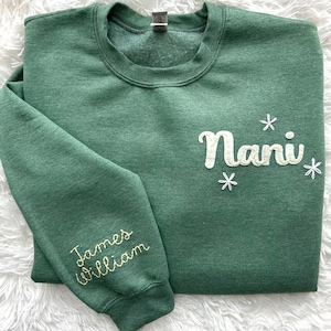 Custom Grandmother Hand Embroidered Sweatshirt, Grandma Sweatshirt, Nana Shirt, Gift for Grandma, embroidered grandmother shirt, Mama Shirt