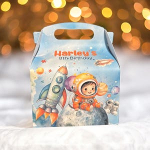 パーソナライズされたロケット誕生日記念品ボックス：宇宙パーティーギフト
