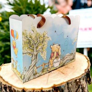 Personalized Winnie the Pooh Party Favor Bag: Classic Pooh Birthday Treat