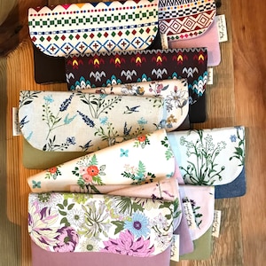 Cartera de tela hecha a mano / Algodón y lino de primera calidad / Regalo único para San Valentín, el Día del Maestro y el Día de la Madre