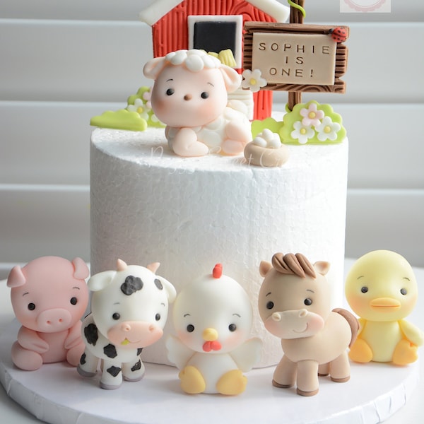 Farm animal cake toppers- Fondant Cake Topper - Edible - Birthdady - Baby Shower - sheep pig cow rooster horse duck barn eggs