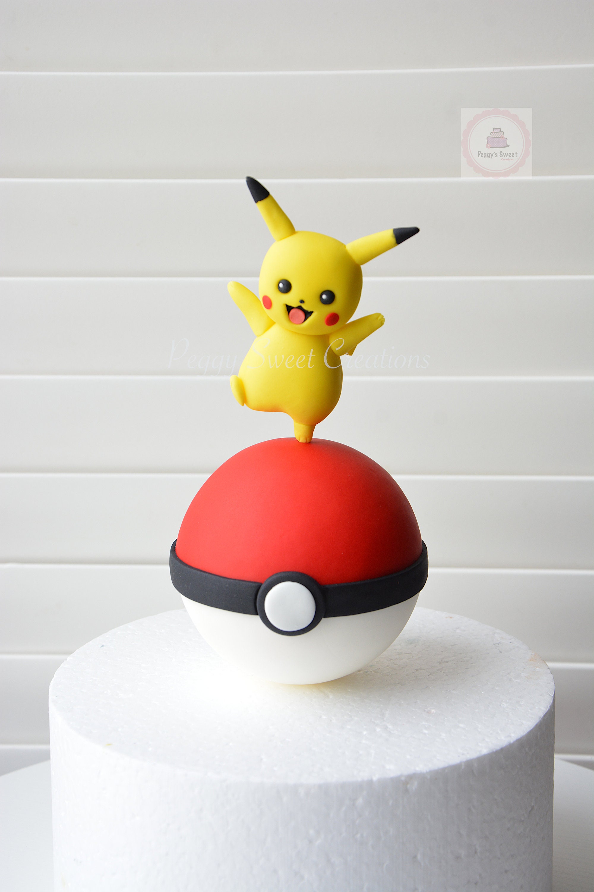 Pokemon Poke Balls Beast Ball Ultra Ball and Others Edible Cake Topper – A  Birthday Place