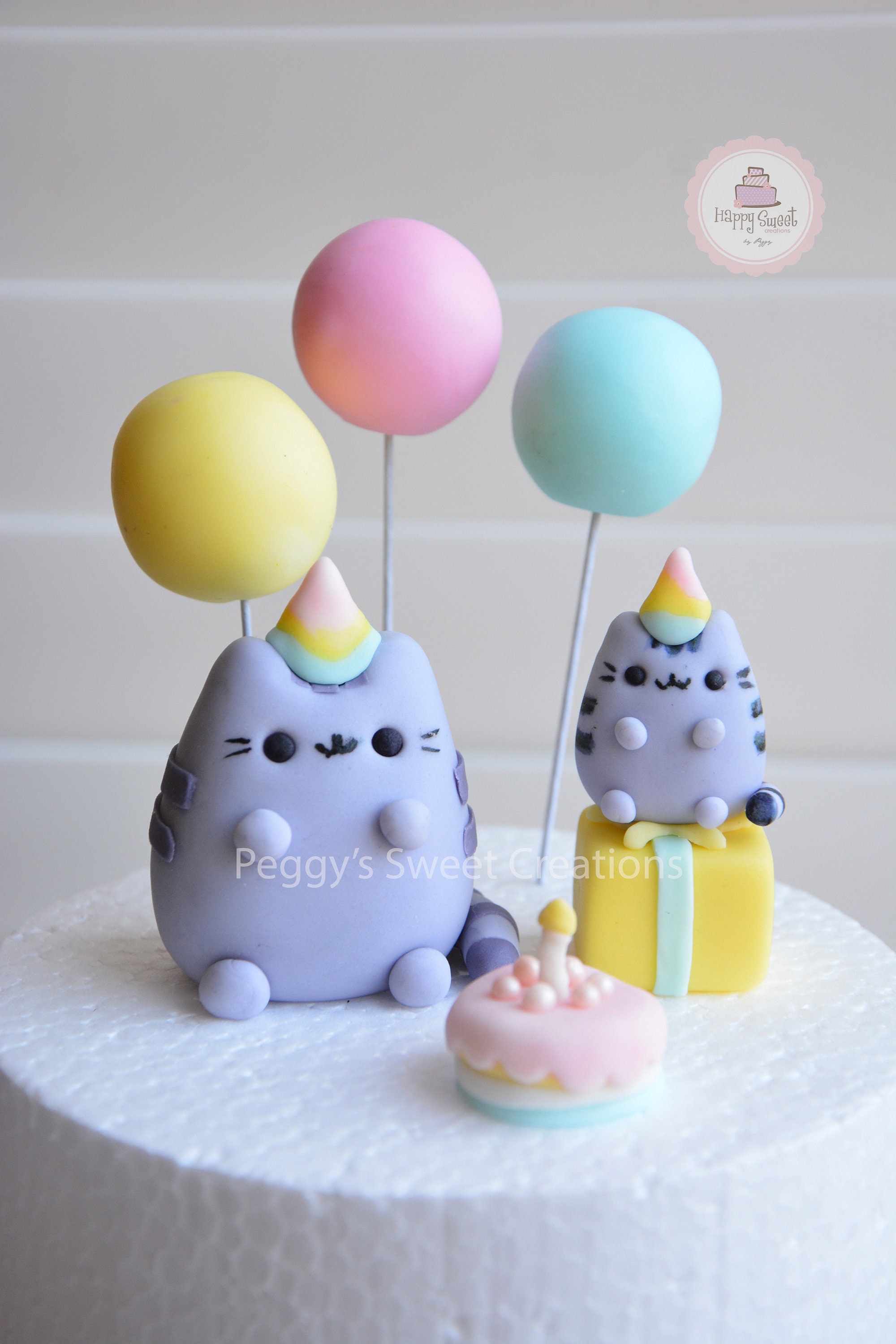 Pusheen : Fan Friday: Lynlee's Birthday Pusheen Cake Topper