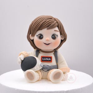 パーソナライズされたフォンダン宇宙飛行士ケーキトッパー：宇宙誕生日パーティー