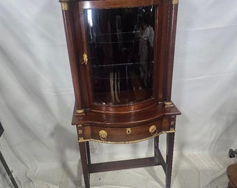 Vintage Federal Style Lighted Curio Cabinet with Brass Gallery & Velvet Interior