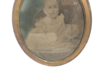 Antique Oval Convex Frame Child Portrait – Hand-Tinted c.1890–1910