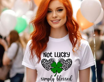 Niet gelukkig, gewoon gezegend T-shirt | Christelijk shirt cadeaus Unisex heren dames geloof Bijbel religieus bidden St. Patrick's Green
