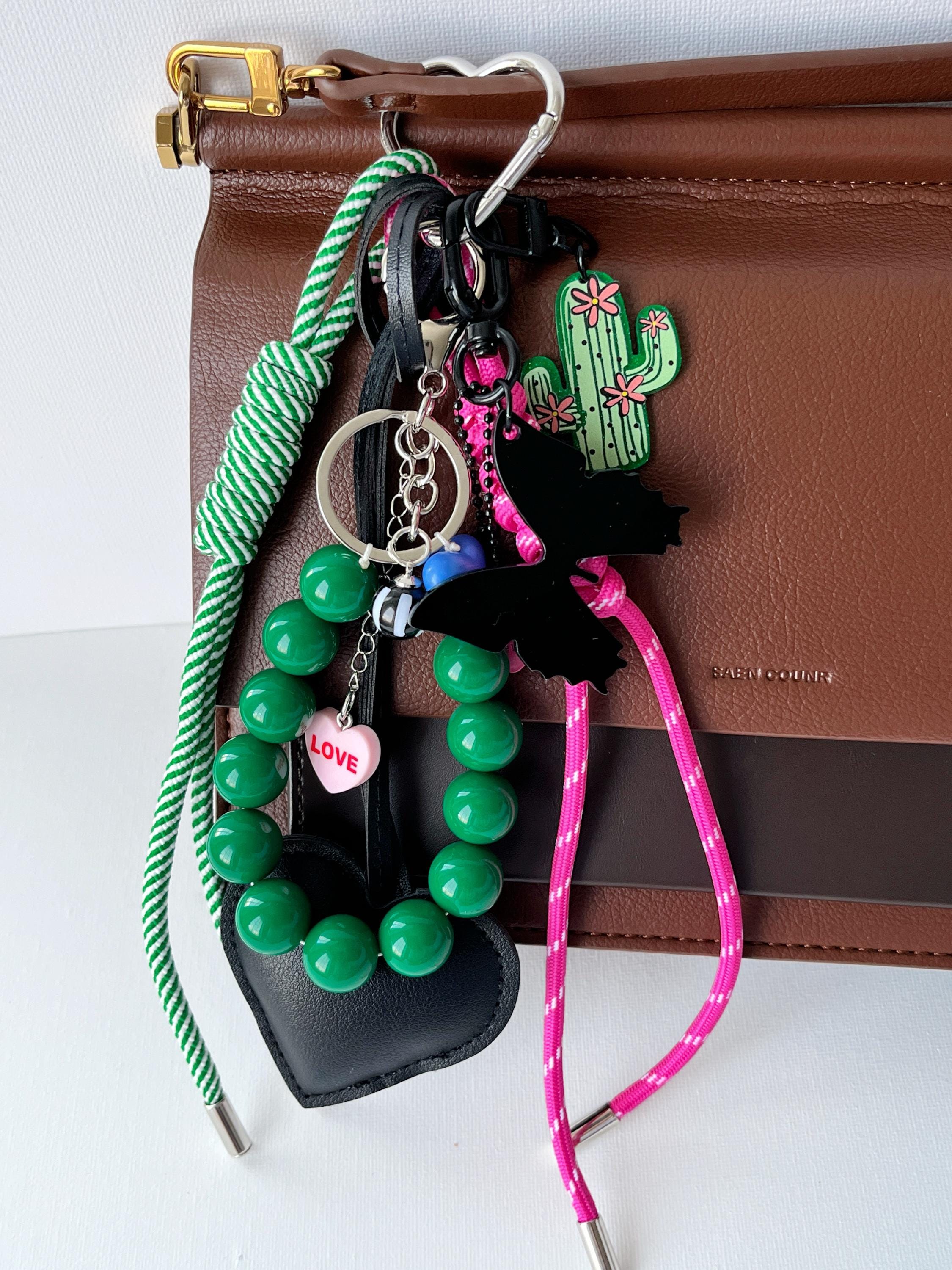 【COACH】\"SMALL PRETZEL BAG CHARM\" プレッツェルキーチェーン COACH】