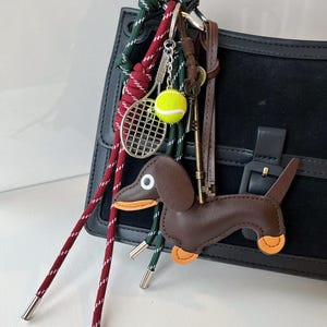 Stilvoller Schlüsselanhänger mit Dackel, Baseball, handgemachte Ofen Nylon Seil Charm Elemente, geflochtener Seil Schlüsselanhänger Charme, Taschenanhänger Zubehör, Geschenk