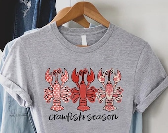 Crawfish Shirt For Women,Crawfish Season T-Shirt,Crawfish Lover Shirt,Funny Crawfish Shirt,Mardi Gras Shirt,Crayfish T-Shirt,Crawfish Tee