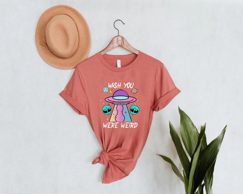 Funny Alien Shirt,Wish You Were Weird Shirt,Alien UFO Shirt For Women,Alien Lover Gift,Goth Shirt,Gift for Girlfriend ,Gift for Coworker bild 6
