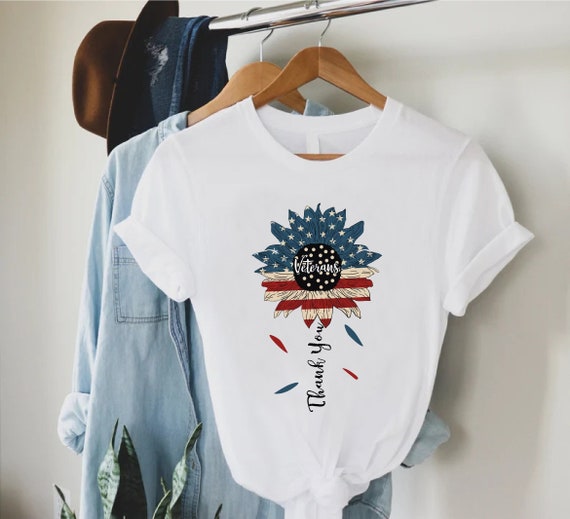 Women's American Flag V-Neck T-Shirt - Patriotic 4th Of July Top, Stars & Stripes Graphic Tee For Summer