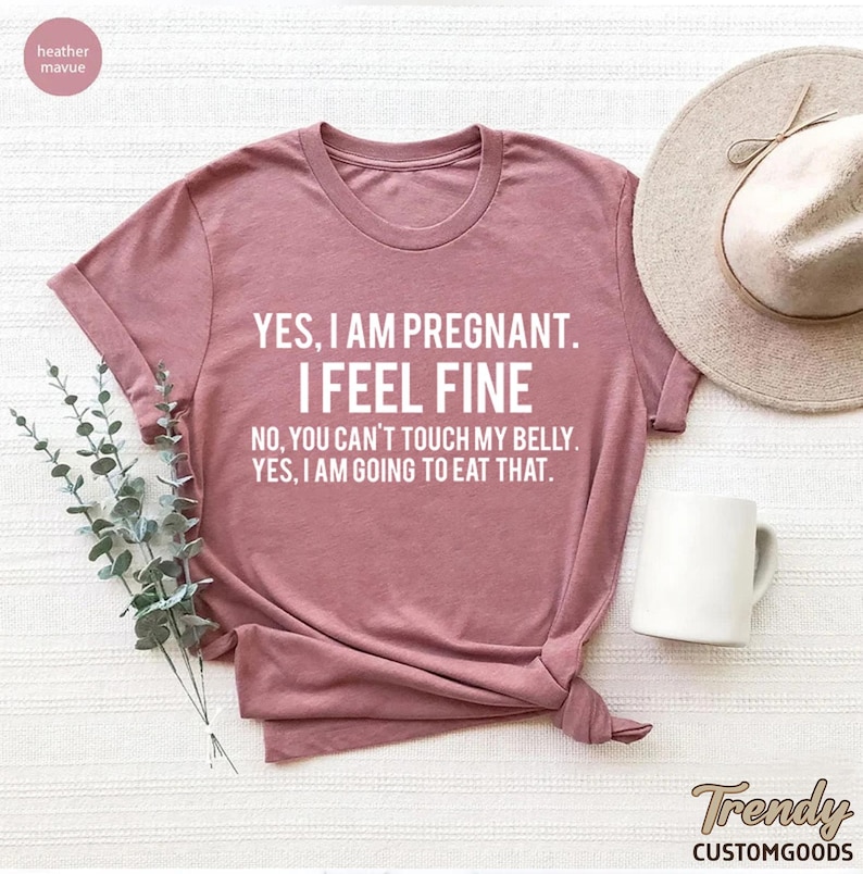 Funny Pregnancy Shirt,New Mom T-Shirt,Mom to Be Gift,Pregnancy Announcement Shirt,Gift For Pregnant,Cute Maternity Shirt,Yes I Am Pregnant zdjęcie 1