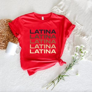 a red shirt with latina written on it
