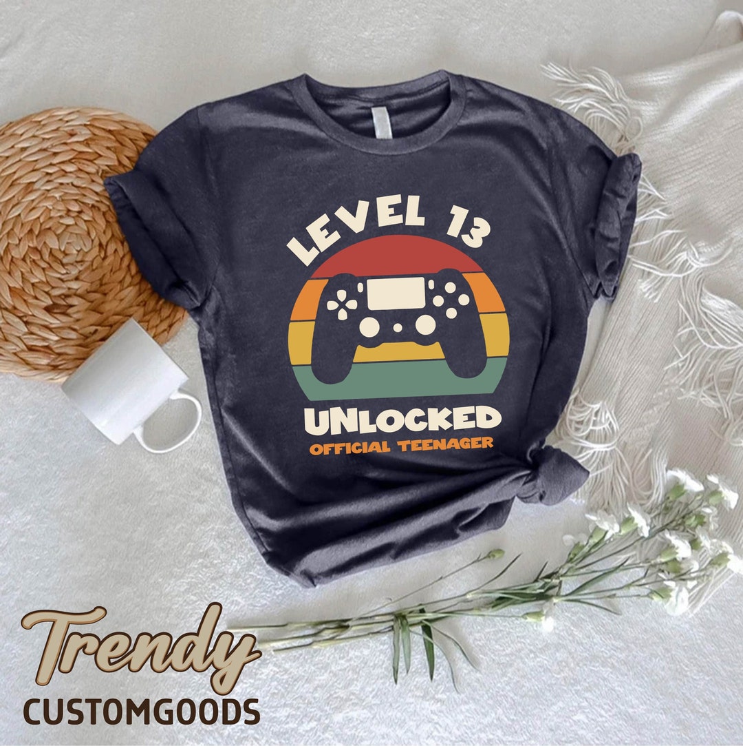 Funny 13th Birthday Level 13 Unlocked T-Shirt Gamer Gift Kid