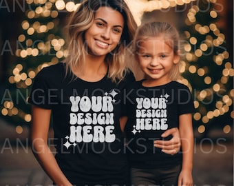 Mamá y yo Maqueta de camiseta negra Mamá y yo Maqueta de camiseta Maqueta de hija de familia 3001 Modelo Foto de stock Maqueta de camiseta para niños pequeños Descargar JPG