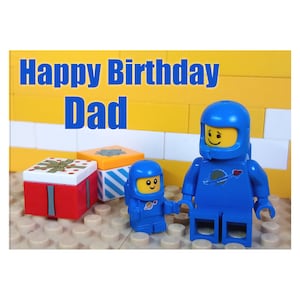 Carte d'anniversaire de papa, carte mini figurine, carte mini figurine astronaute, carte drôle, carte cool, carte pour père, carte classique,