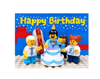 Biglietto di compleanno, Biglietto per la festa, Foto di una festa a sorpresa con minifigure Lego, Biglietto divertente, Ispirato ai LEGO, Torta, Festa di compleanno, Perfetto per un fan dei Lego