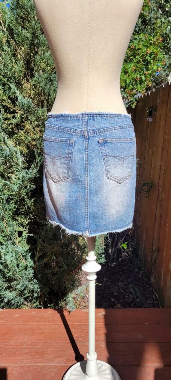 Vintage 90s Paris Blues Denim Skirt in Size 5 - image 2