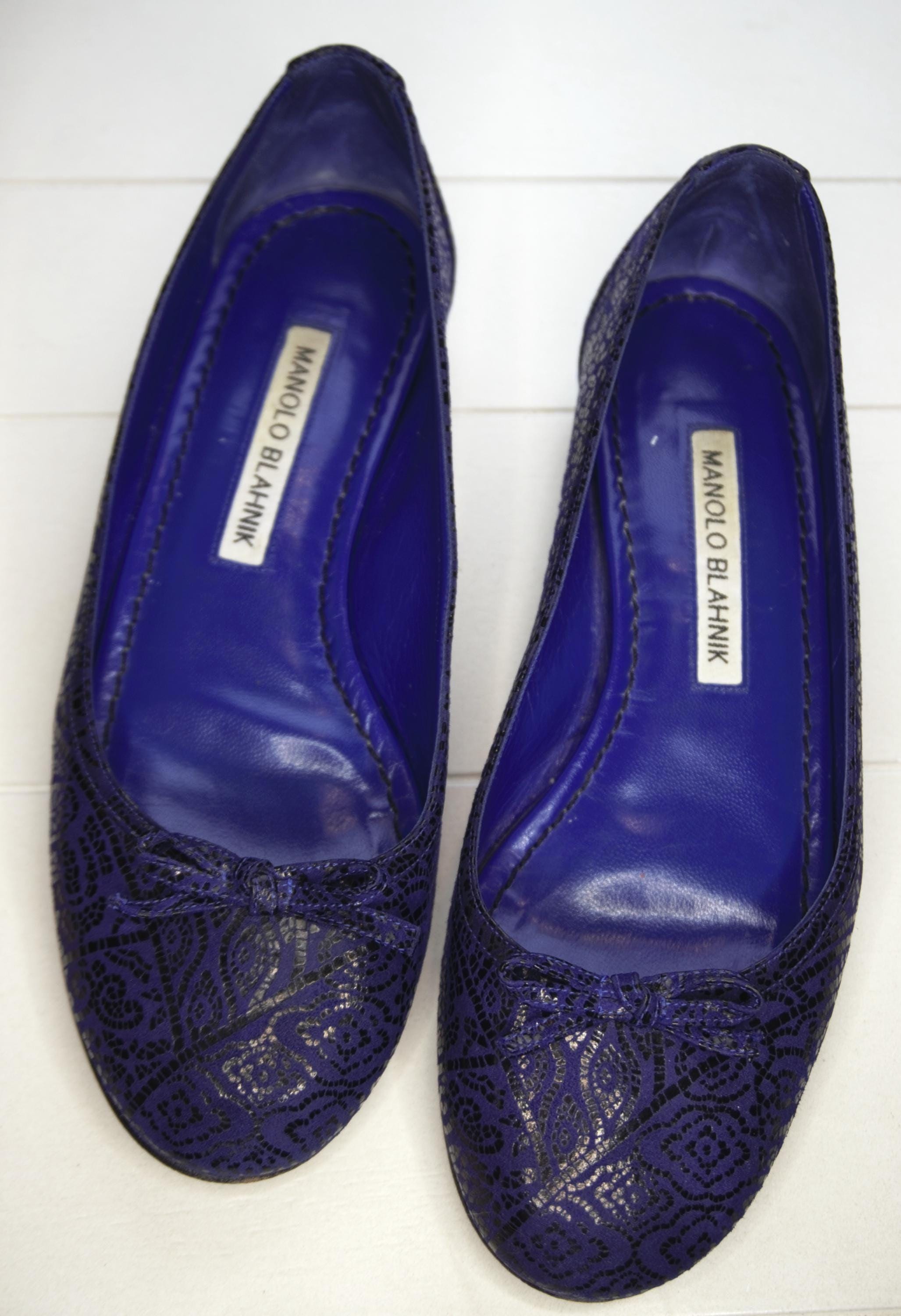 Vintage Blue Leather Round-Toe Ballet Flats by Manolo Blahnik in Size 5 EU 5