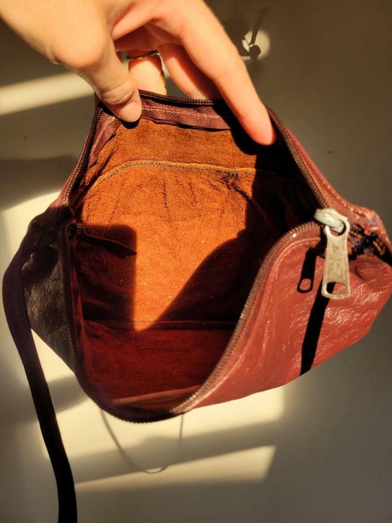 Vintage Late 70s/Early 80s Brown Leather Handbag - image 6