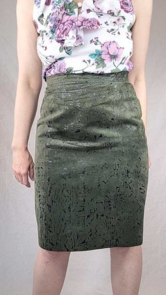 Vintage suede skirt in Gem