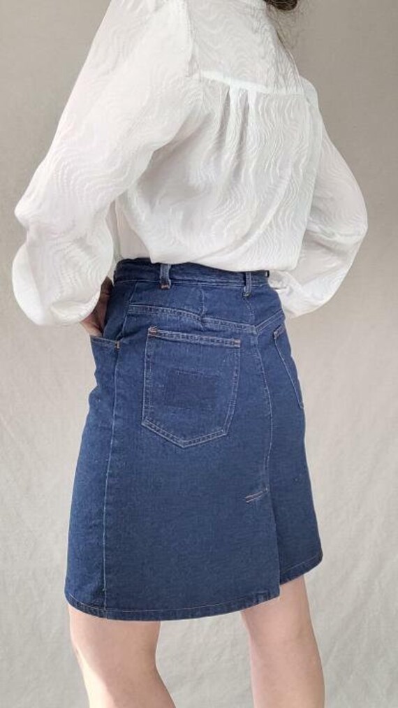 Vintage 1980s Denim Skirt by Junky in Size 11-12 - image 3