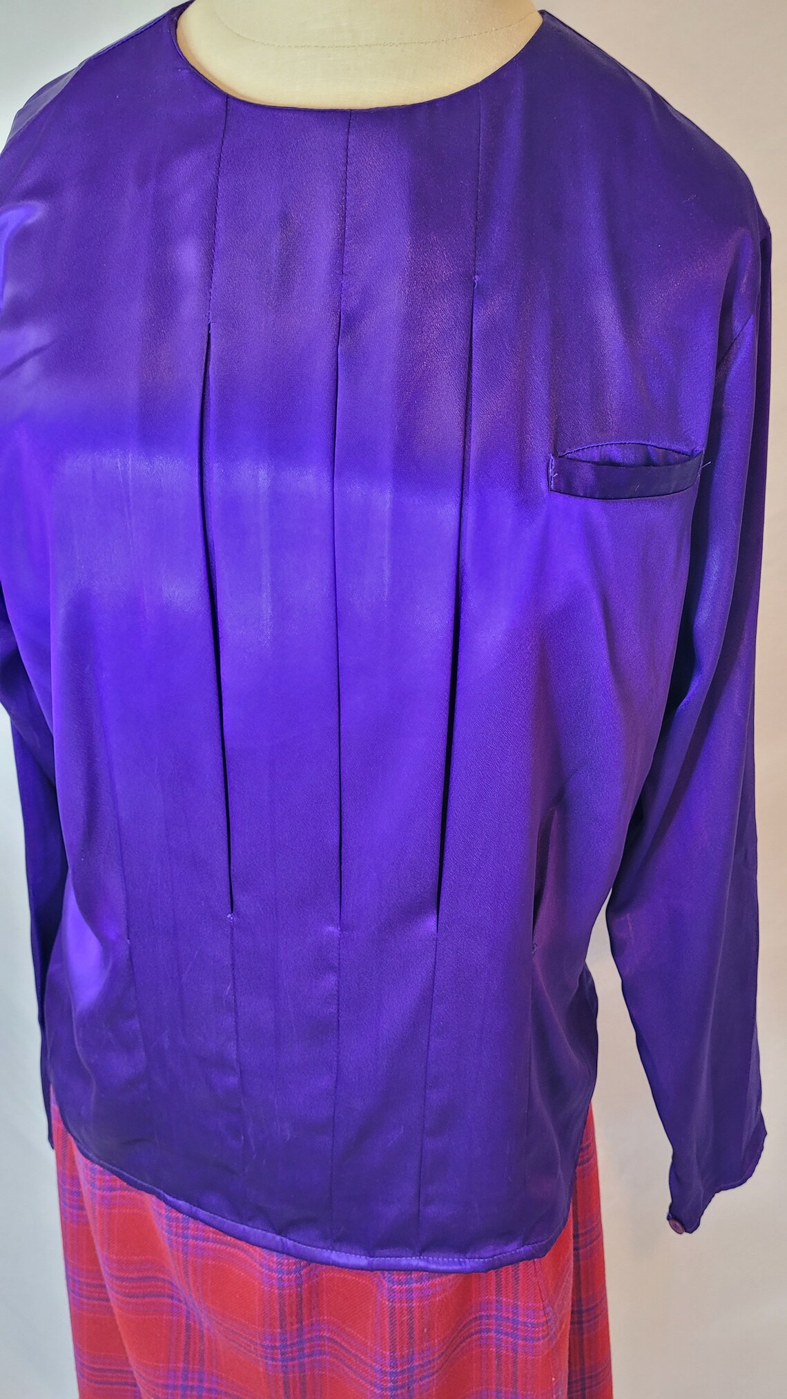 80’s Soft Purple Hibiscus Top by Amy Lynn Of California