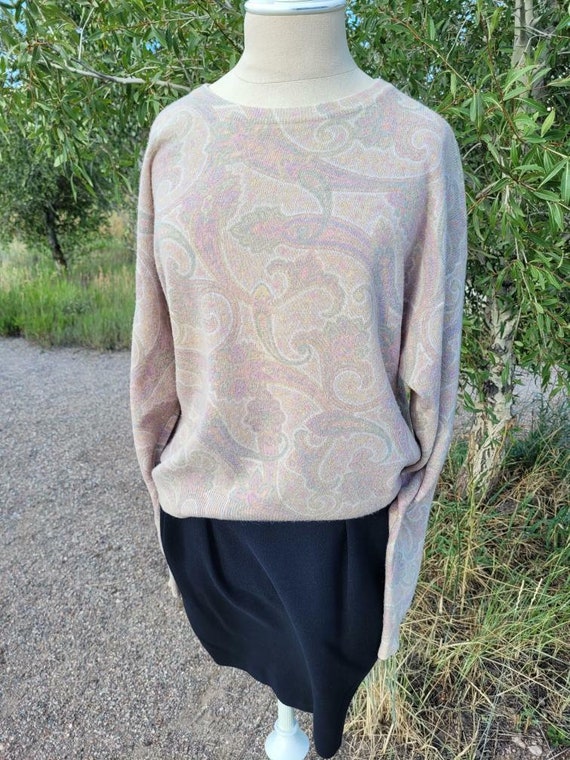 Vintage 1980s Forenza Wool Sweater in Pale Paisley