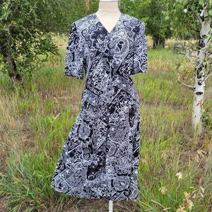 Vintage 1990s Two-Piece Matching Abstract Black and White Rayon Top and Skirt Set by Norton McNaughton in Size Medium