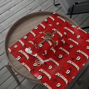 Spidey Senses Geschenkpapier - Personalisierte Geschenkverpackung für Geburtstage, Themenpartys - Party Dekor Bild 5