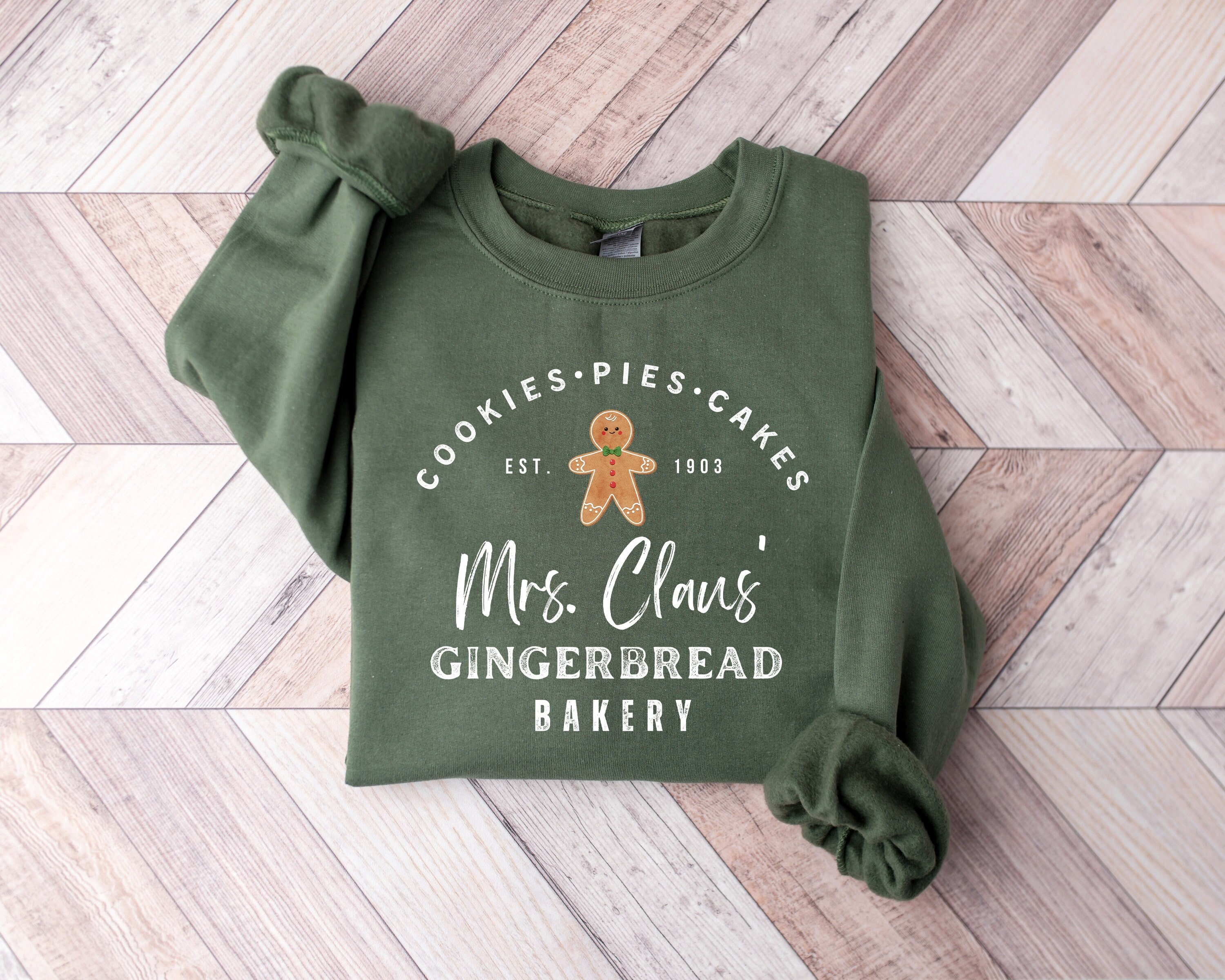Discover Vintage Christmas Sweatshirt