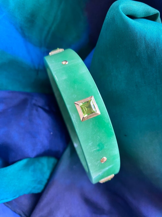 Green Jade Bangle Bracelet with 5 Peridot inset wi
