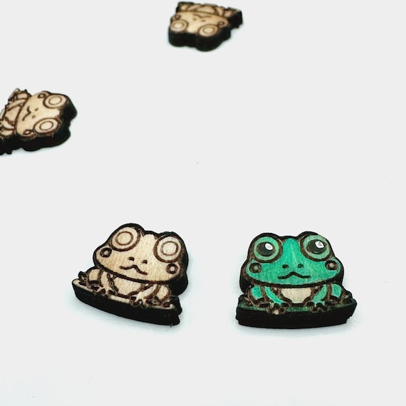 Laser Engraved Frog Wood Earring Blanks: Unfinished Froggie Charms