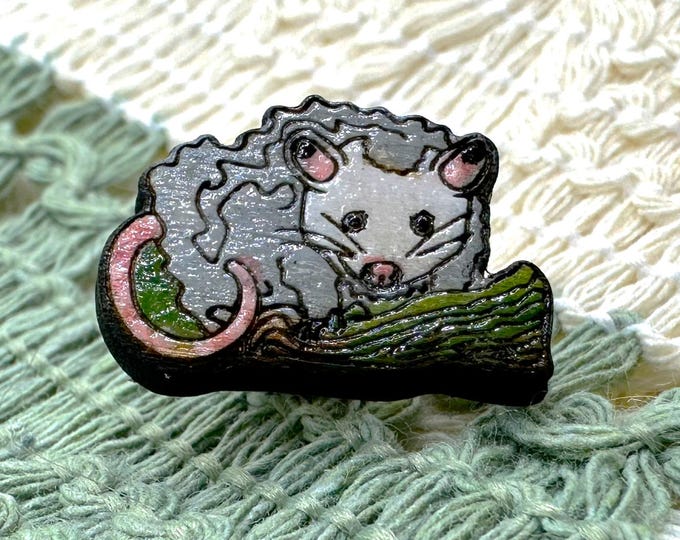Opossum Wood Pin – Woodland Possum Lapel Pin, Nature Lover Gift, Hand-Painted