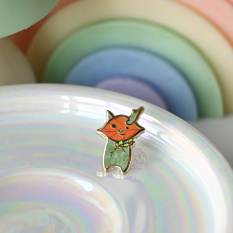 Mini Korok Enamel Pin Filler Pins Tiny Cute Pins Unique Gift Idea Red Leaf Korok