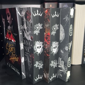 Das Katz- und Maus-Duett, Satans Affäre und wo ist Molly von H.D Carlton Bundle