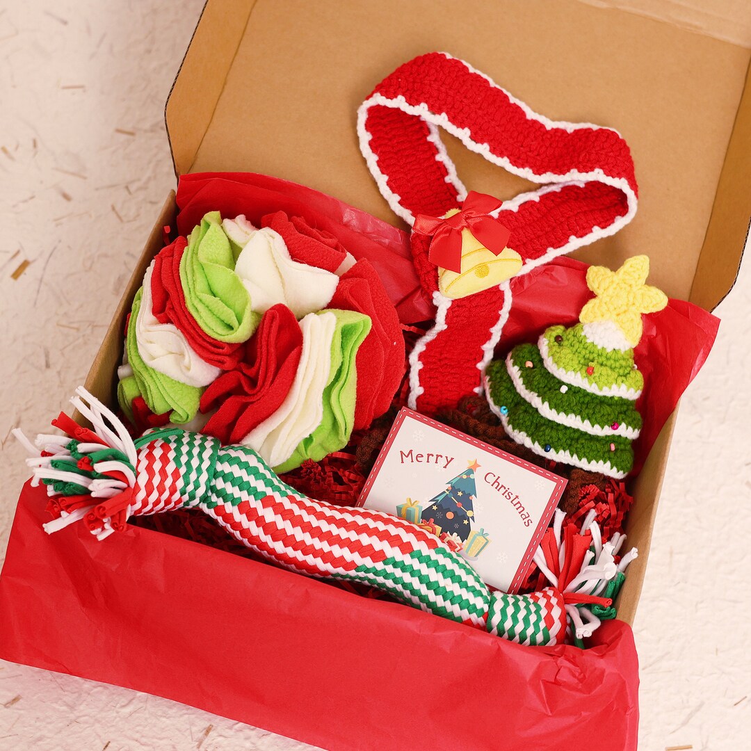 Christmas Dog Gift Box, Personalized Gift Box for Dog, Bundle of Dog Toys, Christmas Dog Scarf