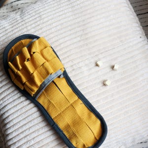 Zapatos de snuffle para perros, juguete para masticar mascotas, juguete chirriante para esconderse y buscar, regalo para perros, ahorrador de zapatos, mantener a los perros ocupados