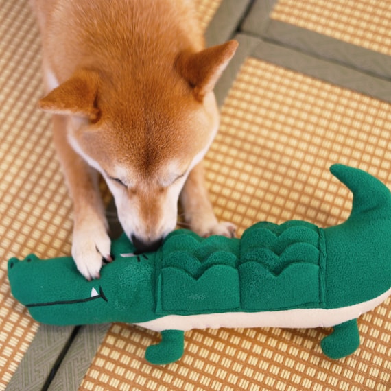 Crocodile Dog Snuffle Mat, Green Dog Enrichment Toy, Cute Hide and