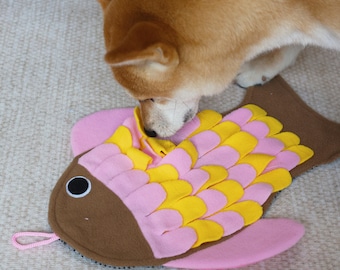 Fish Dog Snuffle Mat: Interactive Enrichment Toy