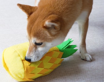 Pineapple Dog Snuffle Toy: Squeaky Enrichment & Nose Work