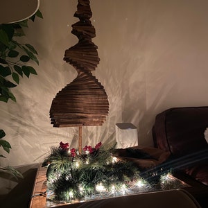 Rustic Wood Spiral Christmas Tree Stained