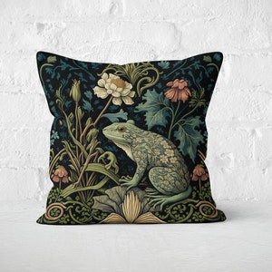 Frog in a Forest Pillow William Morris-Inspired Cottagecore Design Animal Lover Gift 14x14, 16x16, 18x18, 20x20, Pillow Case Only zdjęcie 2