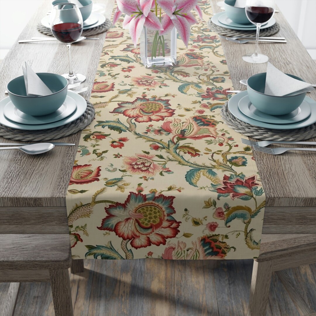 Gisela Graham Country Flowers Polylinen Table Runner main image 0