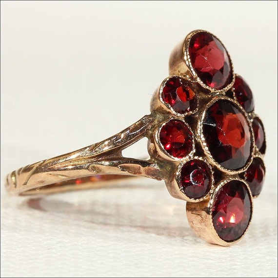 Antique Edwardian Garnet Cluster Ring in 9k Rose … - image 2