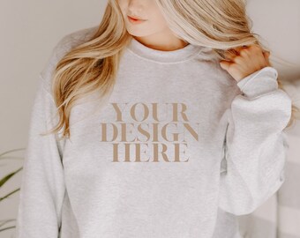Gildan 18000 Crewneck Sweatshirt Mockup - Model Mock up - Trendy Mock Up - Gildan Ash Mockup, Oversized Mock up - Ash Sweatshirt